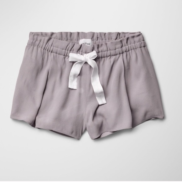 Wilfred Pants - Aritzia Wilfred Gray Montrouge Shorts